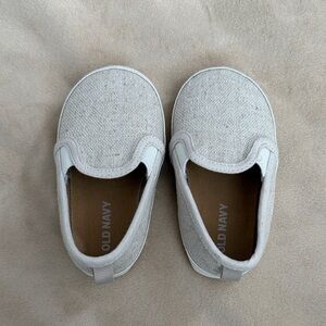 Old Navy Kids Cream Slip-On Sneakers
